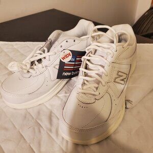 New Balance Woman Trainer Shoes